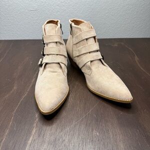 Beast Fashion Women's Tan Ankle Boots GUC Size 11